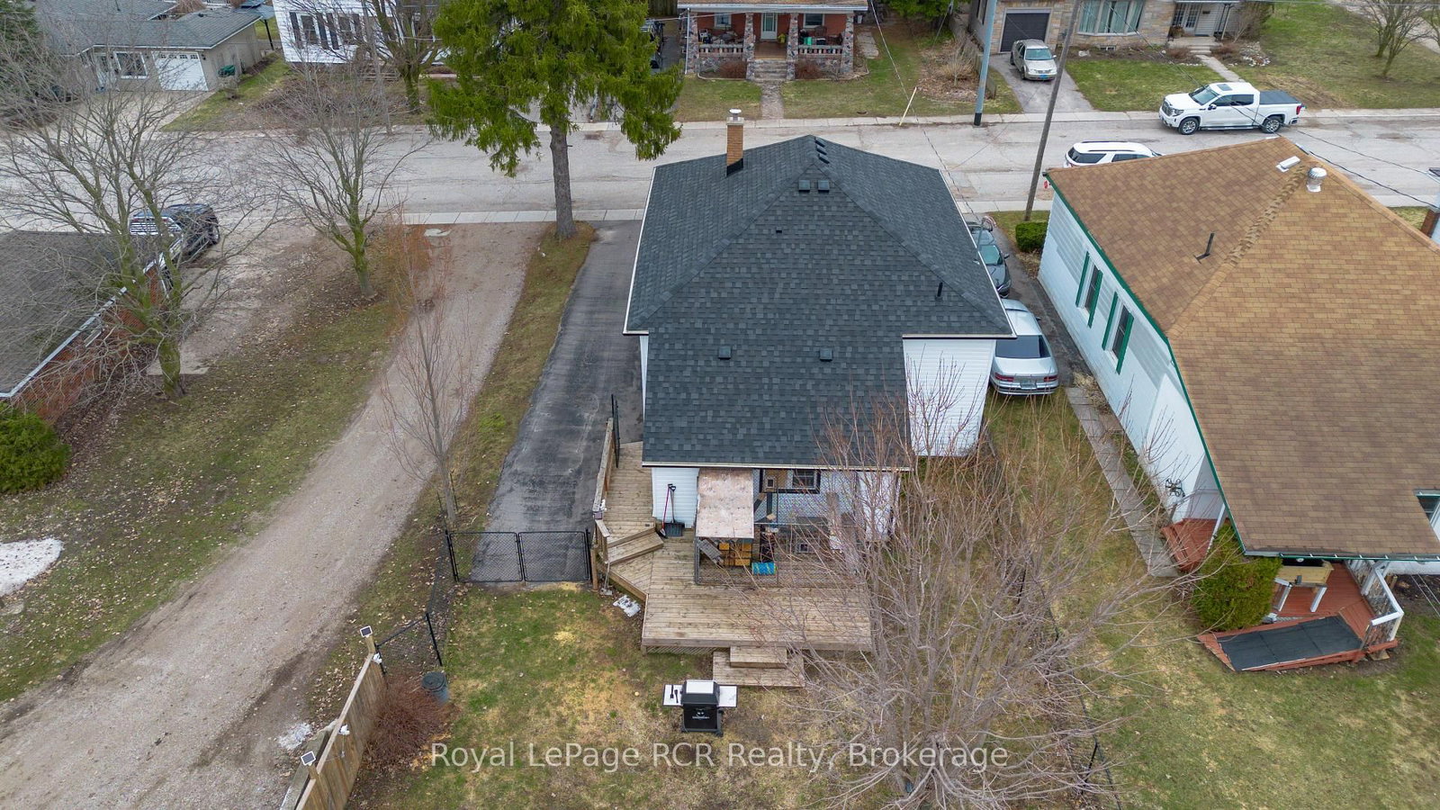 Listing Image 11
