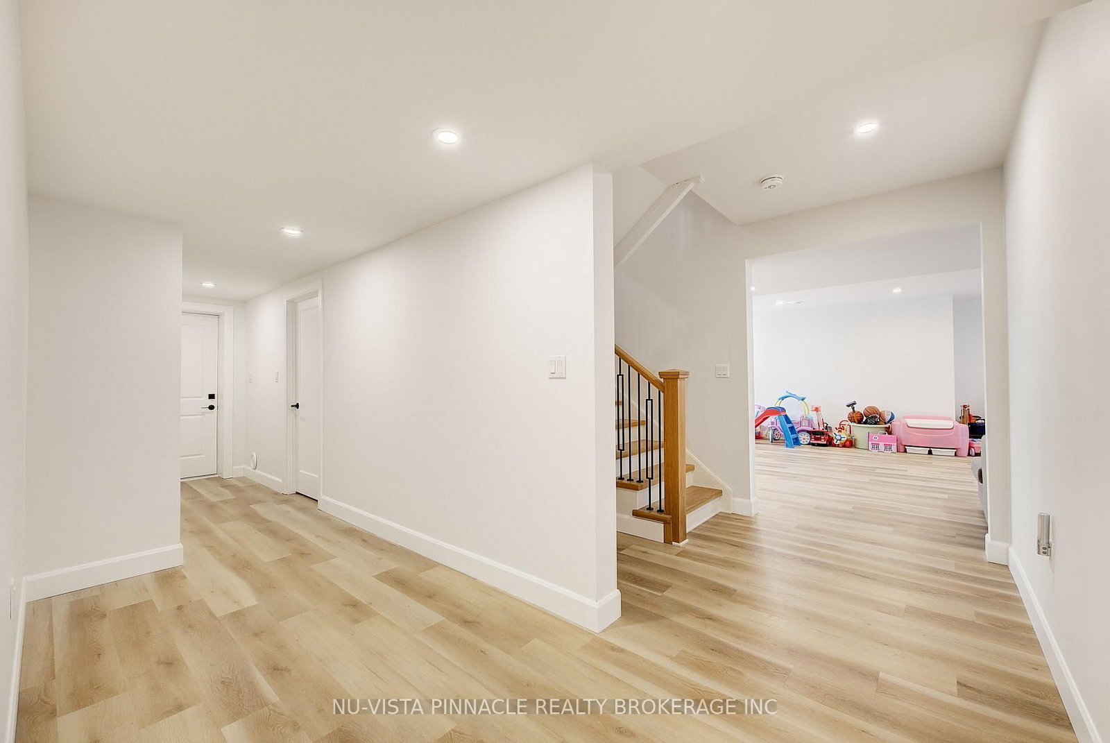 564 CREEKVIEW Chase - Photo 45