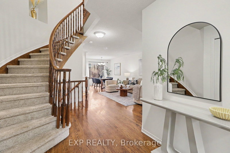 6322 Sablewood Pl, Ottawa, K1C 7M6 | Image 3