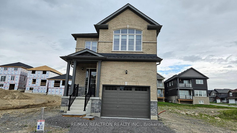 home for lease on 246 O'Neil Street