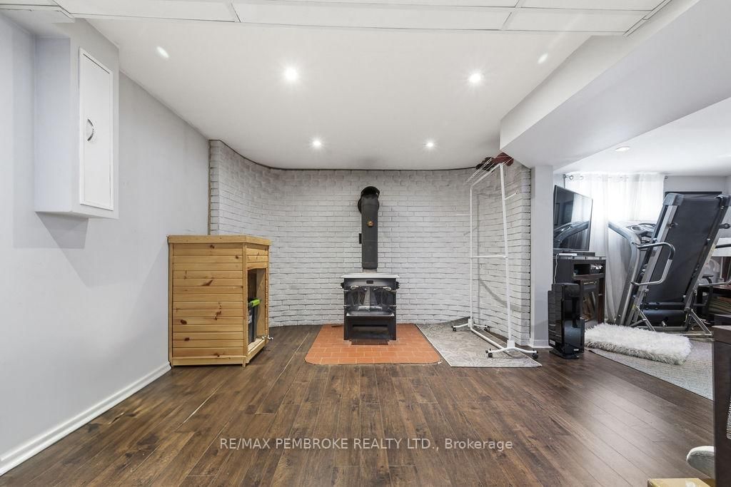 Listing Image 31