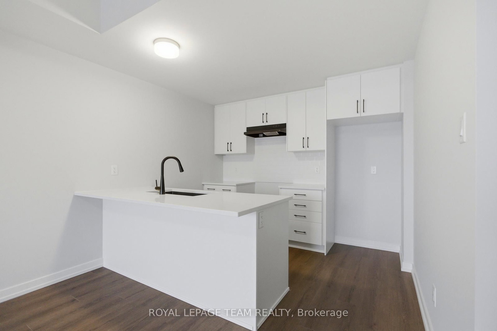 547 Celestine Private - Photo 6