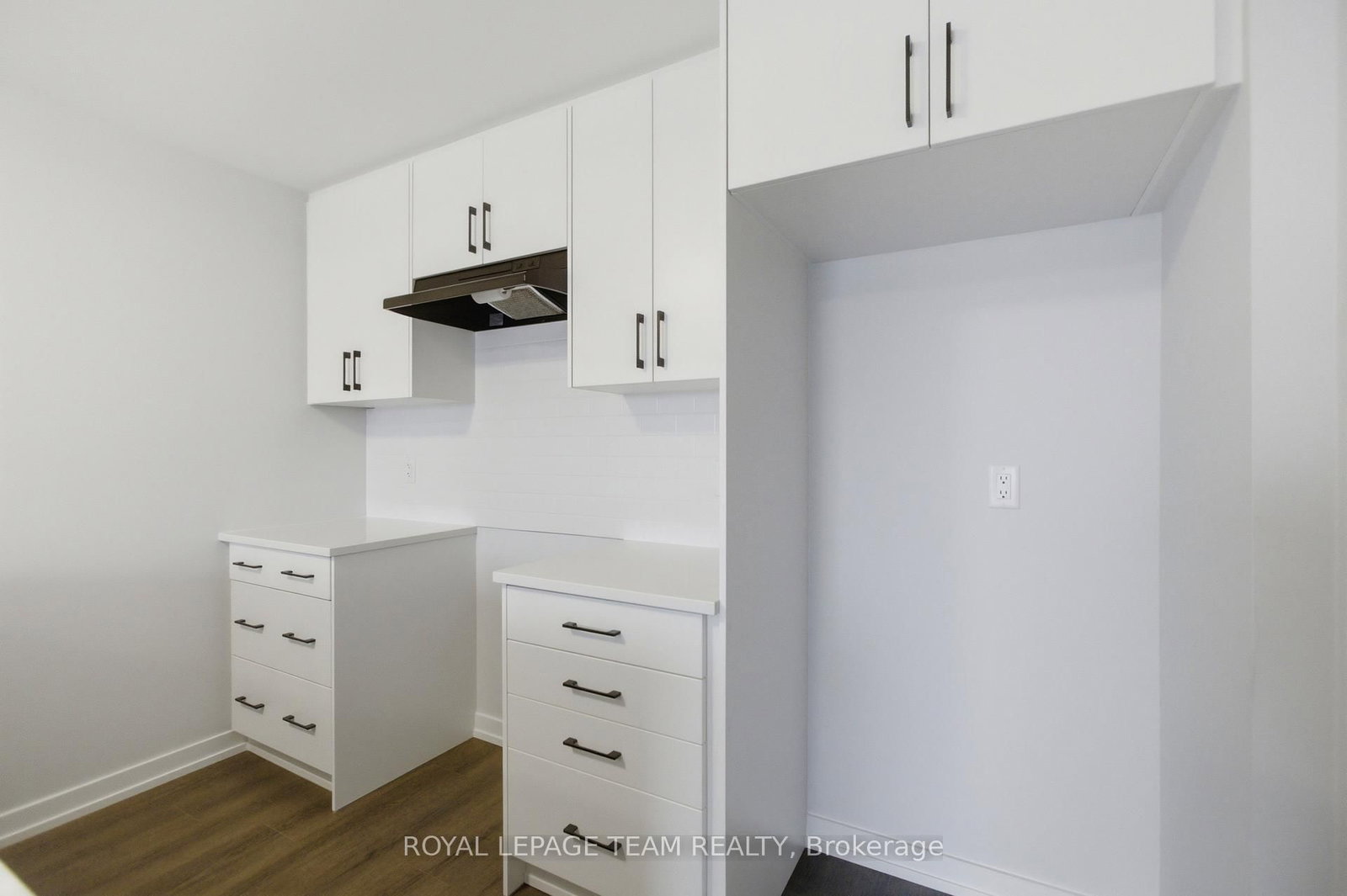 547 Celestine Private - Photo 7