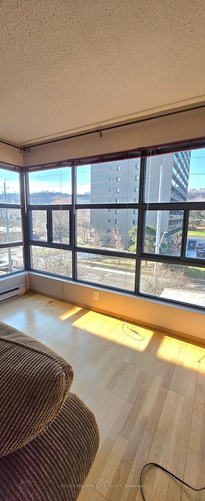 175 Hunter Street E, Unit 404 - Photo 12