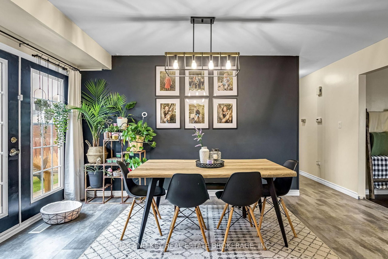 Detached House for sale at 26 Sinclair Avenue, St. Thomas, Ontario, N5R 3A8 - St. Thomas - MLS: X12955574