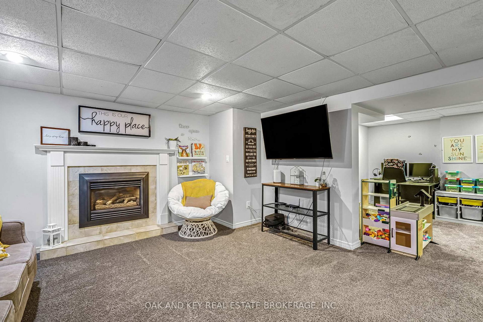 Detached House for sale at 26 Sinclair Avenue, St. Thomas, Ontario, N5R 3A8 - St. Thomas - MLS: X12955574