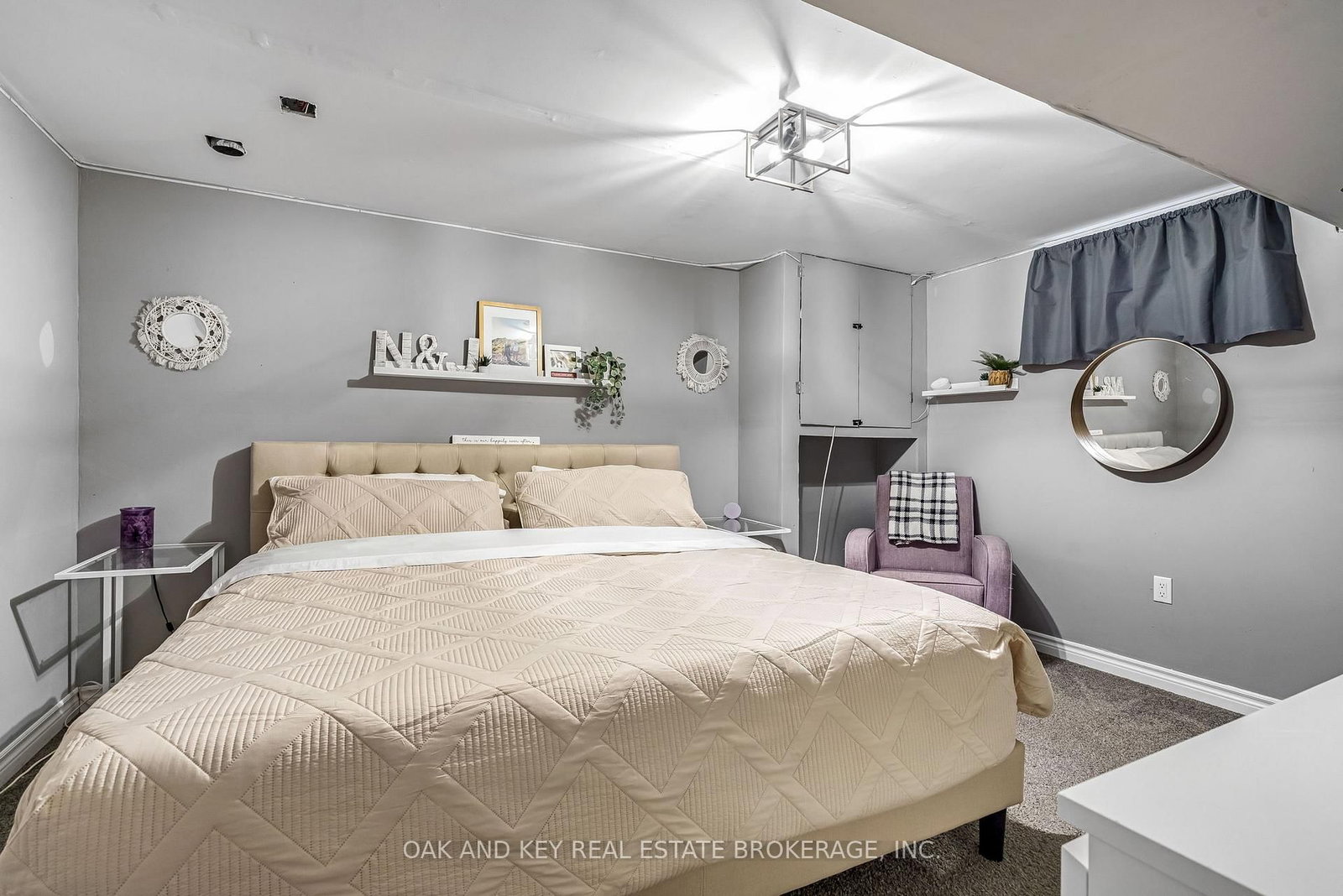 Detached House for sale at 26 Sinclair Avenue, St. Thomas, Ontario, N5R 3A8 - St. Thomas - MLS: X12955574