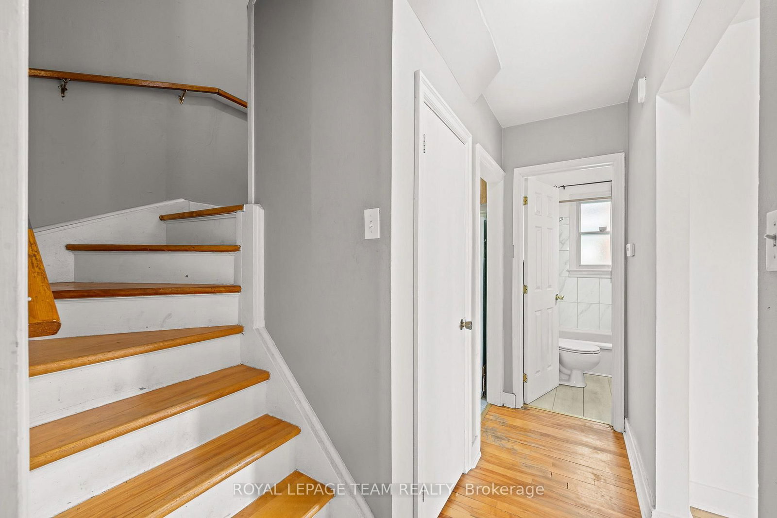 1123 Secord Avenue - Photo 19