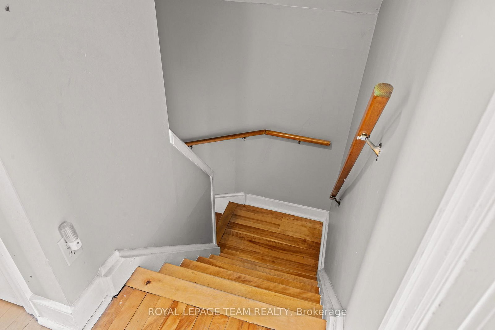 1123 Secord Avenue - Photo 26