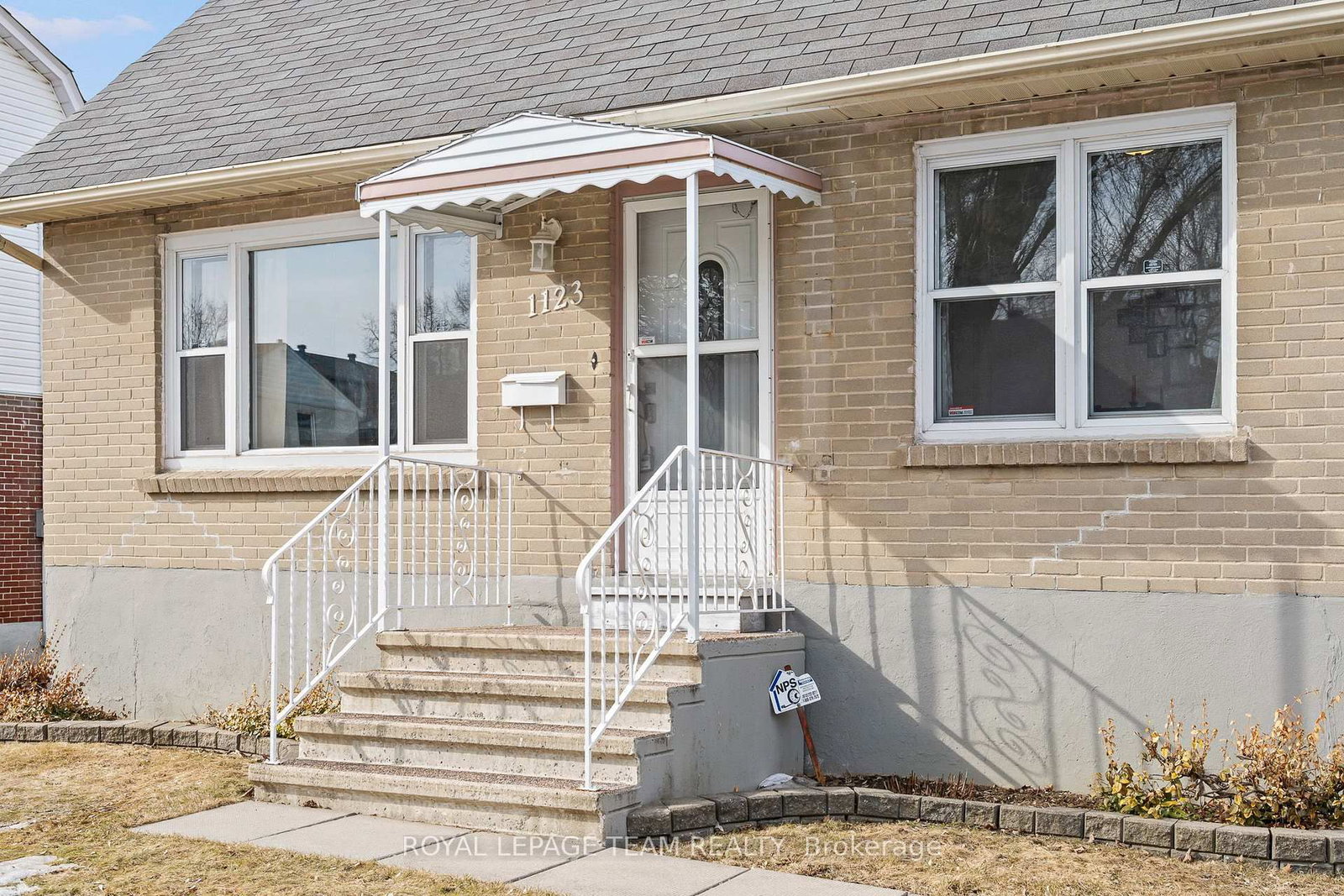 1123 Secord Avenue - Photo 3