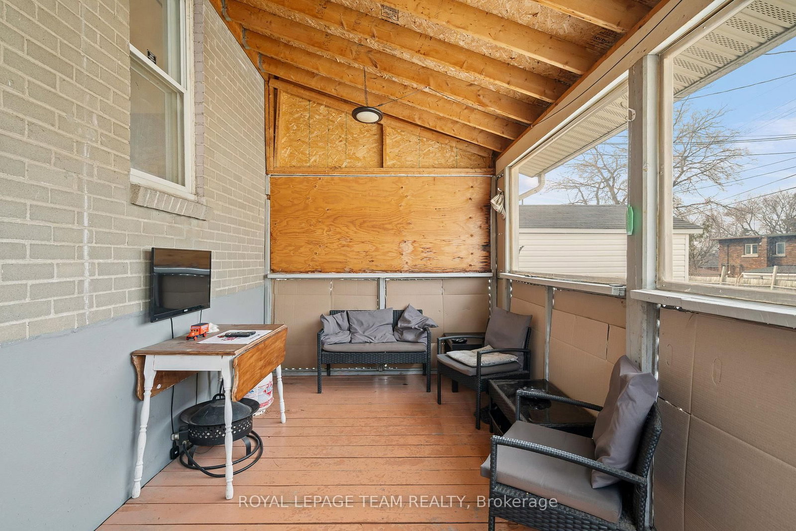 1123 Secord Avenue - Photo 34