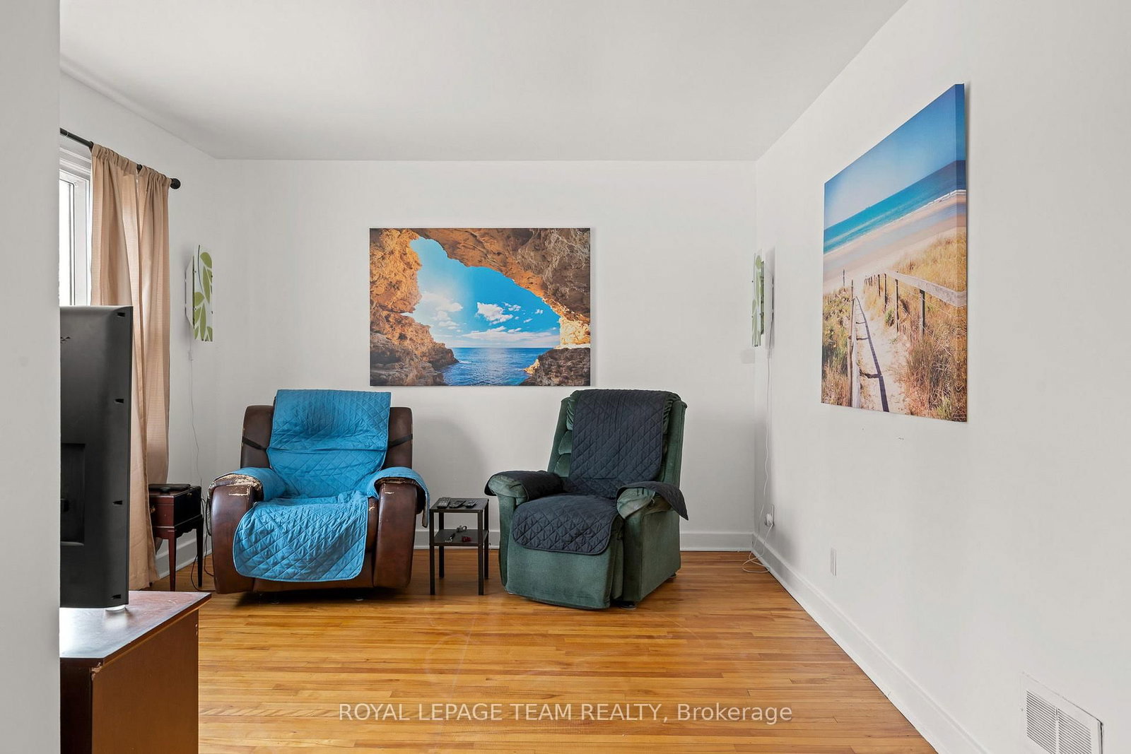 1123 Secord Avenue - Photo 5