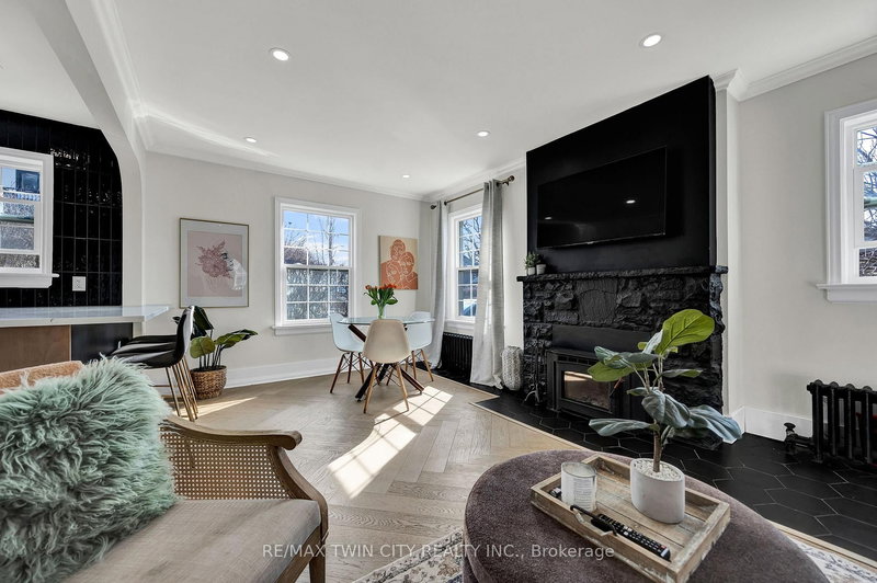 360 Luella St, Kitchener, N2H 2J4 | Image 3