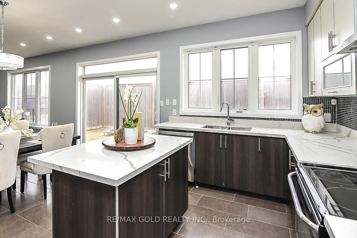 206 Crafter Crescent - Photo 11