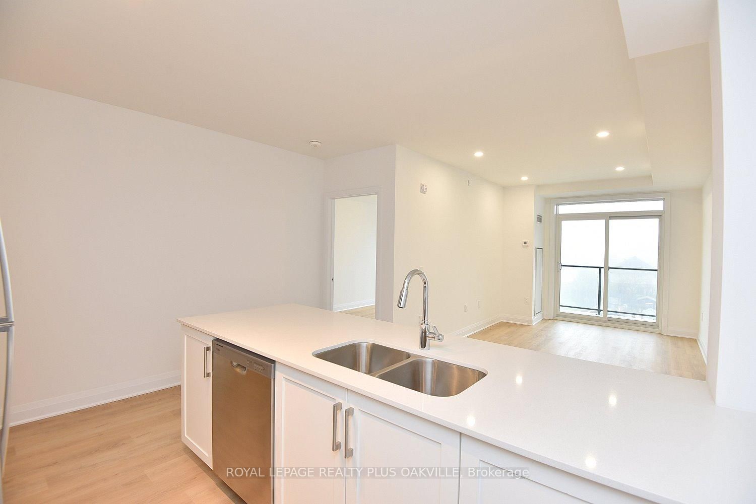 1936 Rymal Road E, Unit 321 - Photo 13