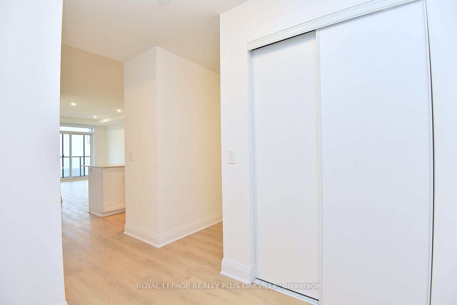 1936 Rymal Road E, Unit 321 - Photo 5