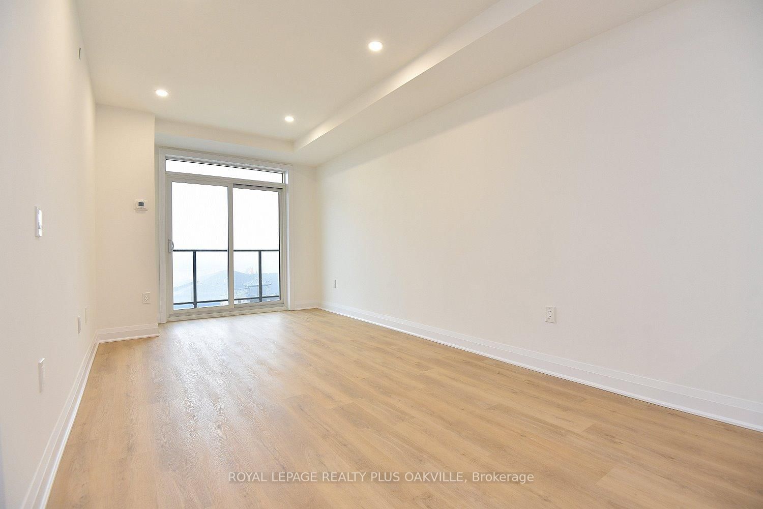 1936 Rymal Road E, Unit 321 - Photo 9