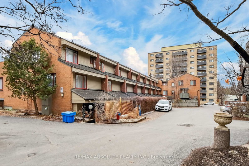 2 - 125 Springfield Rd, Ottawa, K1M 1C5 | Image 2