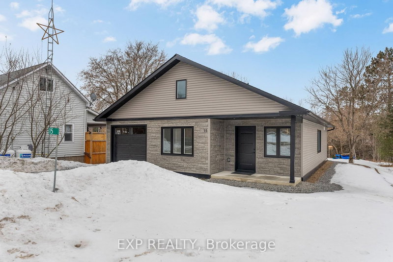 15 Zilney St, Barry's Bay, K0J 1B0 | Image 3