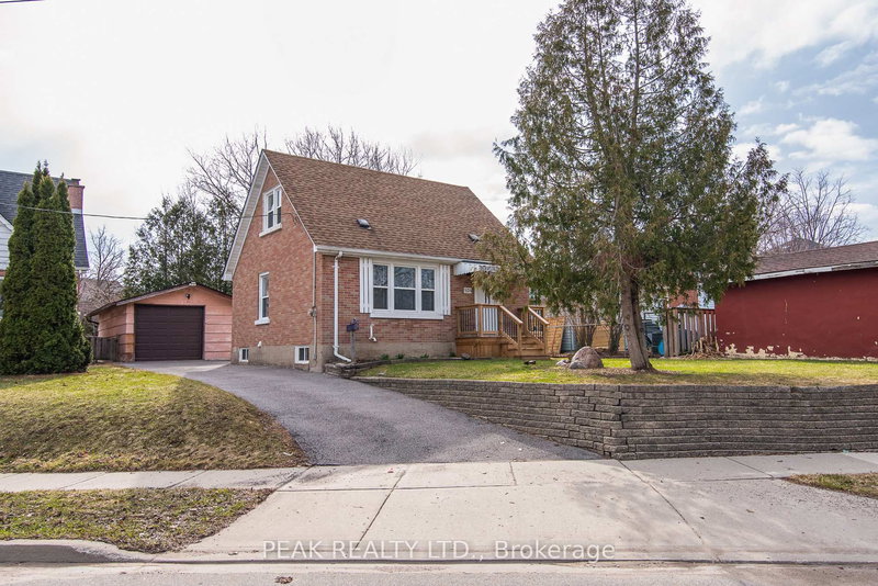 525 Courtland Ave E, Kitchener, N2G 2W9 | Image 3