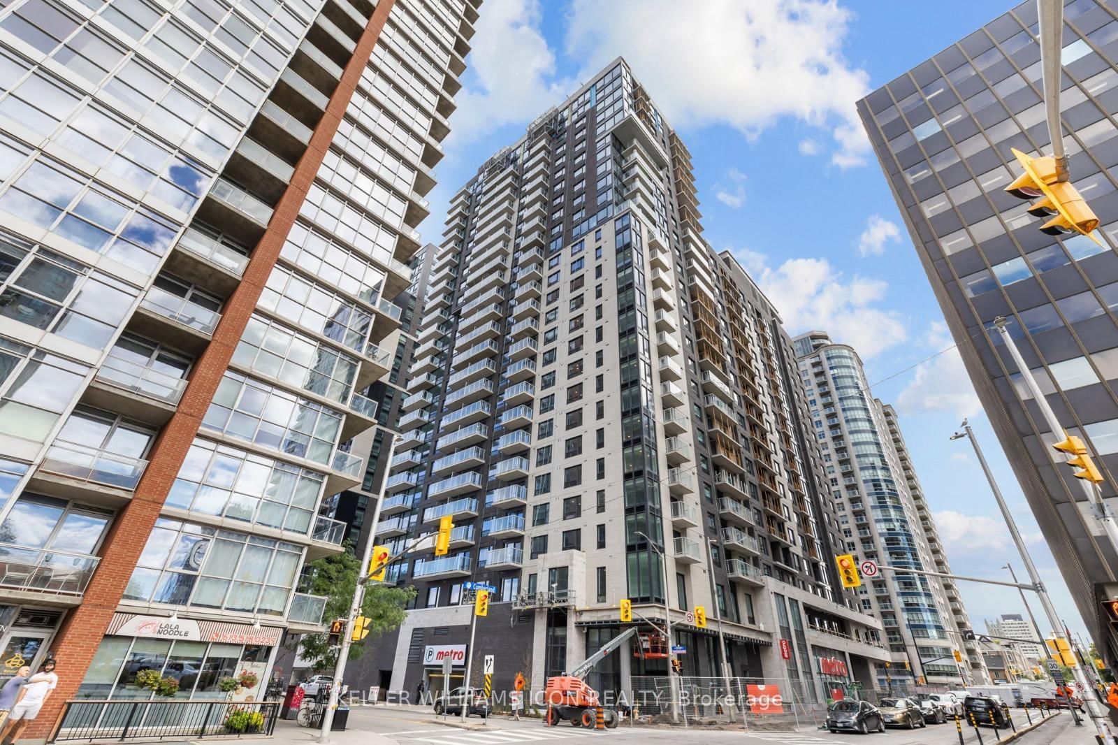 180 George Street, Unit 1405