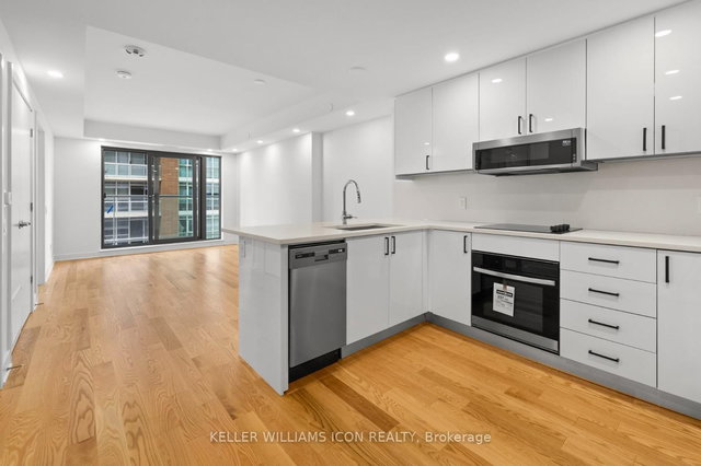 1405 - 180 George Street