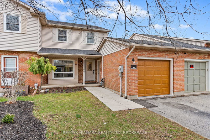 93 Stoney Brook Cres, St. Catharines, L2S 3R9 | Image 2
