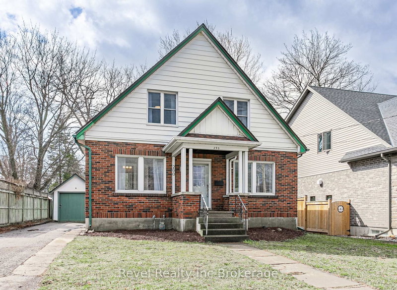 home for sale on 290 Ingersoll Avenue