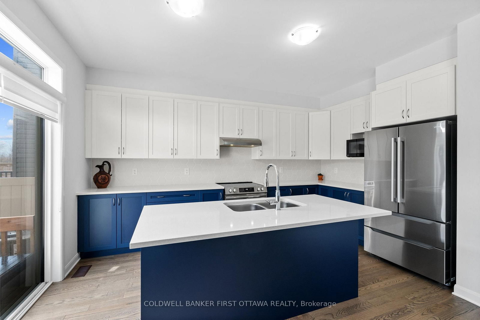 Detached House for sale at 522 Anchor Circle, Manotick, Ontario, K2B 7Z5 - Mahogany Community - MLS: X12956280