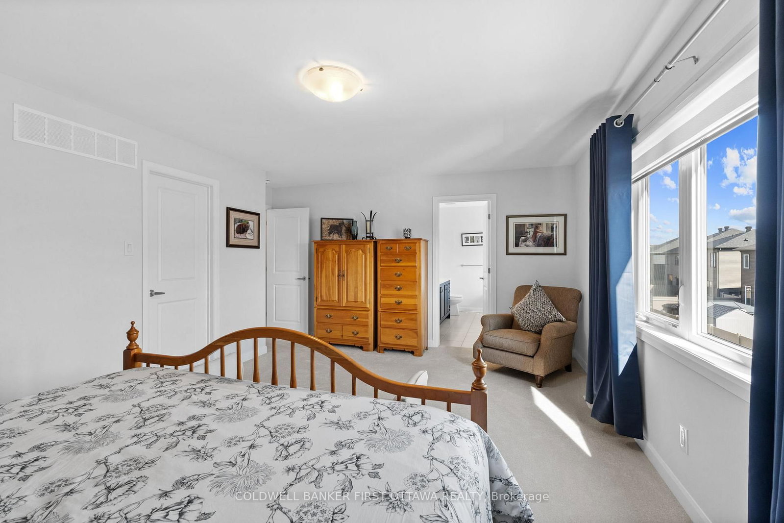 Detached House for sale at 522 Anchor Circle, Manotick, Ontario, K2B 7Z5 - Mahogany Community - MLS: X12956280