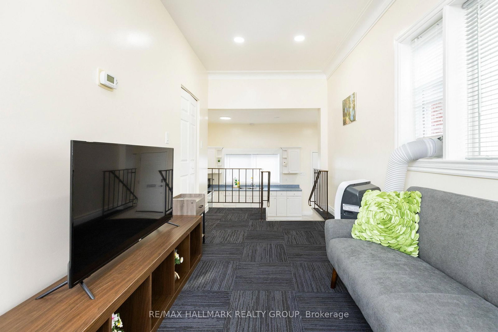 456 BRONSON Avenue, Unit 5 - Photo 16