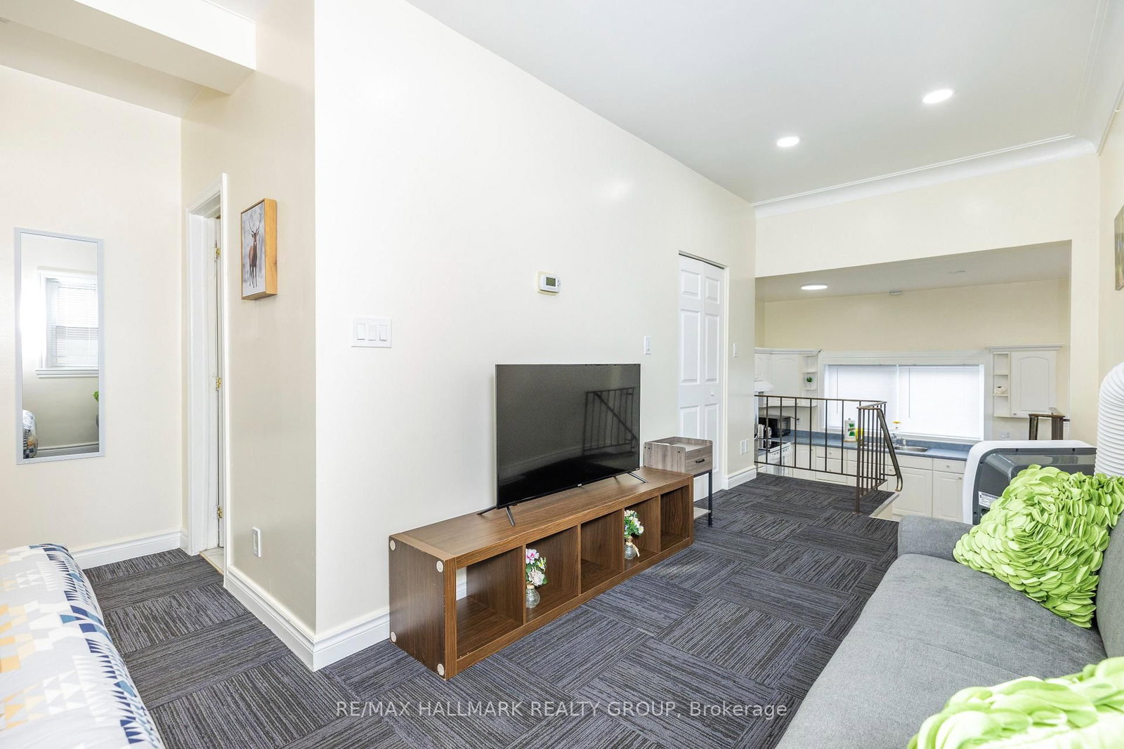 456 BRONSON Avenue, Unit 5 - Photo 17