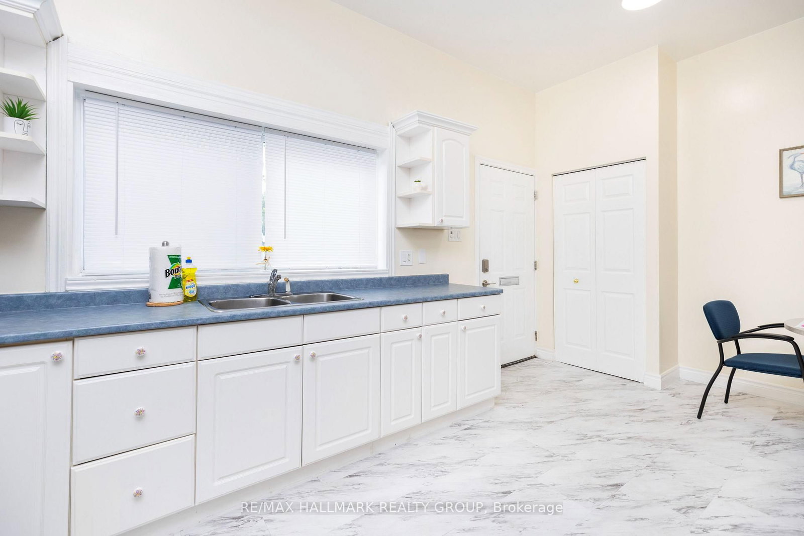 456 BRONSON Avenue, Unit 5 - Photo 28