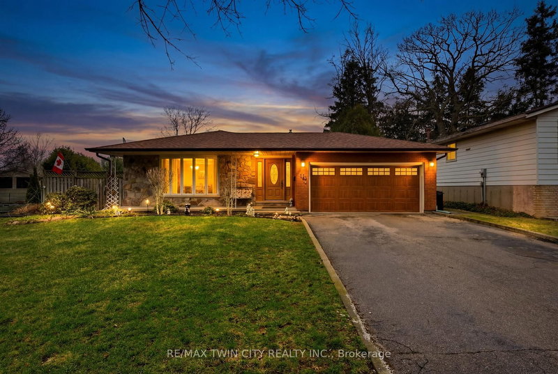 13 Brooks Crt, Brantford, N3R 6X9 | Image 2