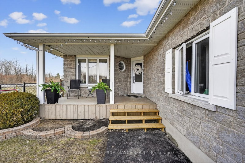 5500 Meadowbrook Dr, South Dundas, K0E 1K0 | Image 3