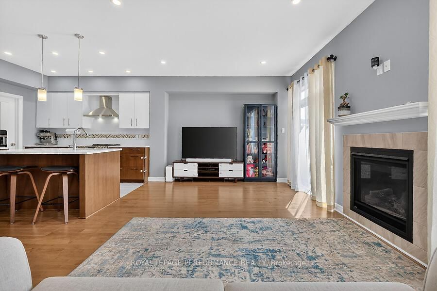 790 Cairn Crescent - Photo 11