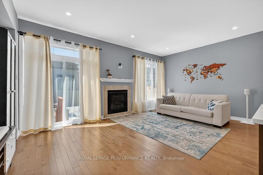 790 Cairn Crescent - Photo 12