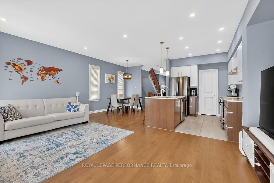 790 Cairn Crescent - Photo 14