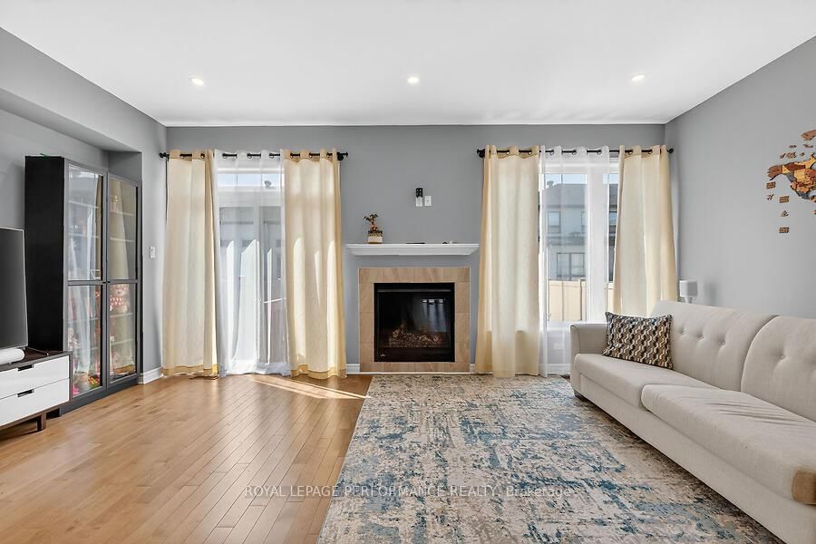 790 Cairn Crescent - Photo 15