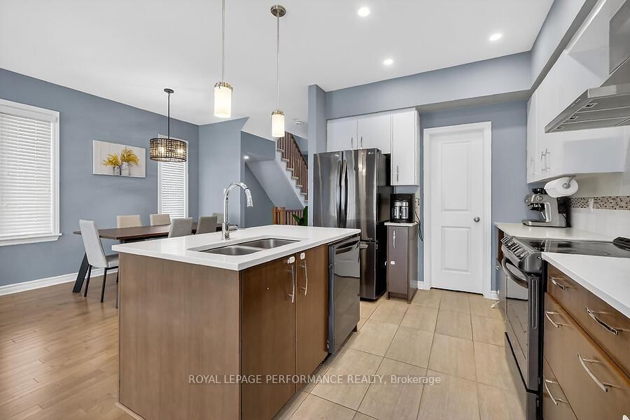 790 Cairn Crescent - Photo 19