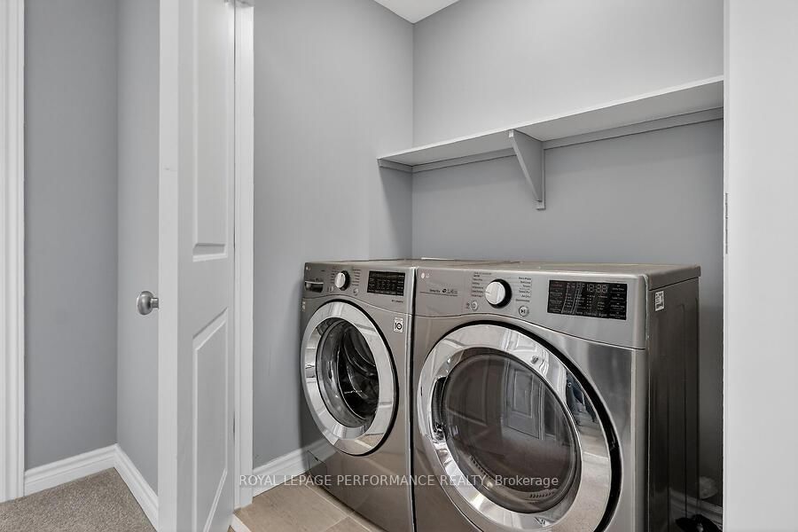 790 Cairn Crescent - Photo 32