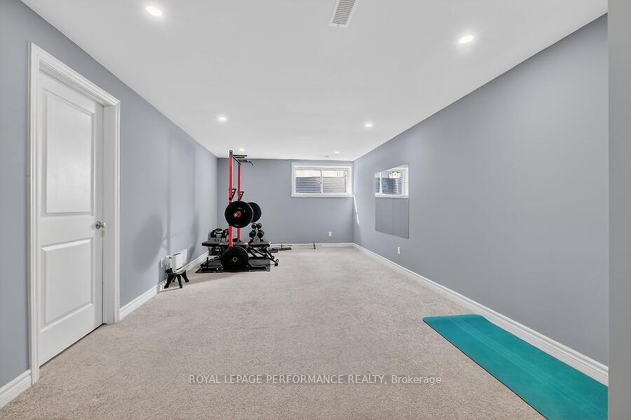 790 Cairn Crescent - Photo 38