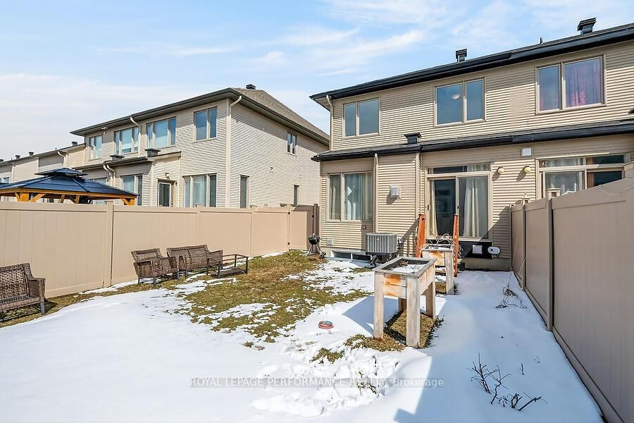 790 Cairn Crescent - Photo 40