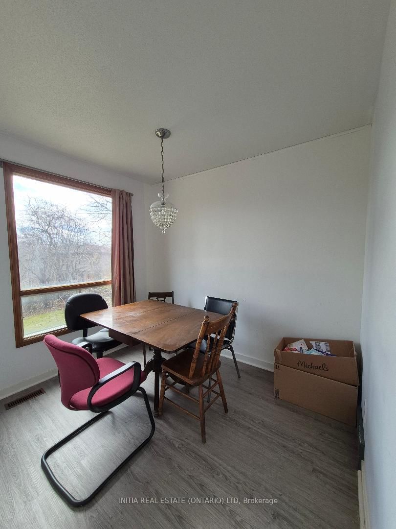 Detached House for sale at 176 Chepstow Close, London North, Ontario, N6G 3S2 - North K - MLS: X12956748