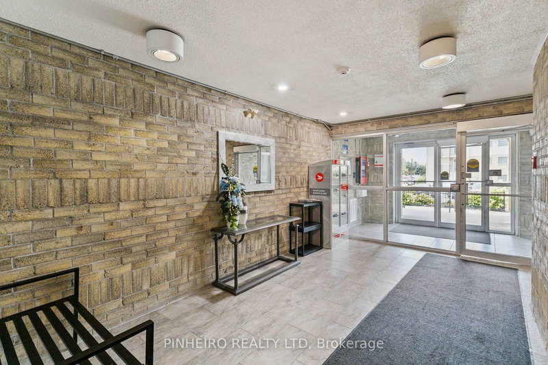 309 - 727 Deveron Cres, London South, N5Z 4X4 | Image 3