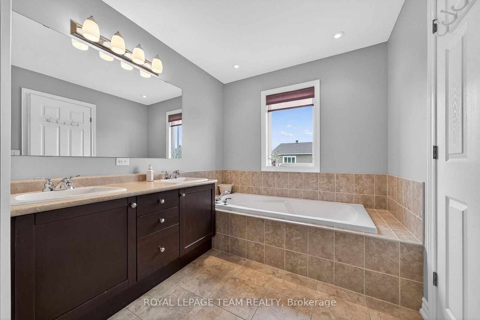 336 Glenbrae Avenue - Photo 28