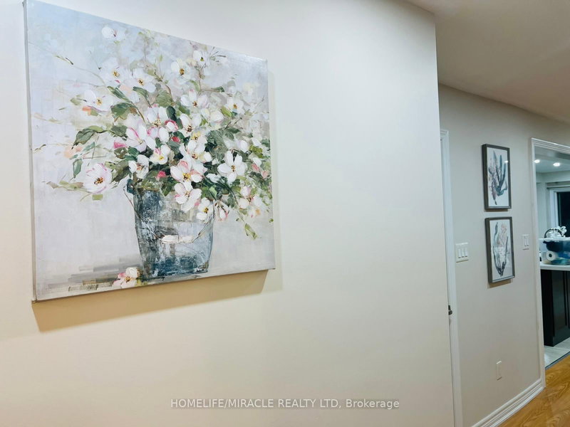 3 - 570 Linden Dr, Cambridge, N3H 0C9 | Image 3