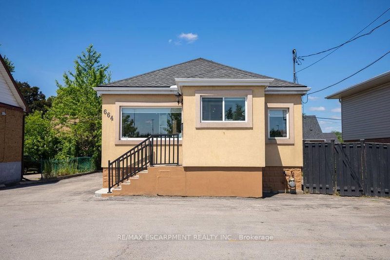 664 Upper James St, Hamilton, L9C 2Z3 | Image 3