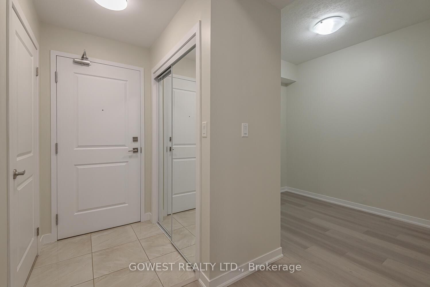 Condo for sale at 306-85 Robinson Street, Hamilton, Ontario, L8P 0B9 - Durand - MLS: X12956916