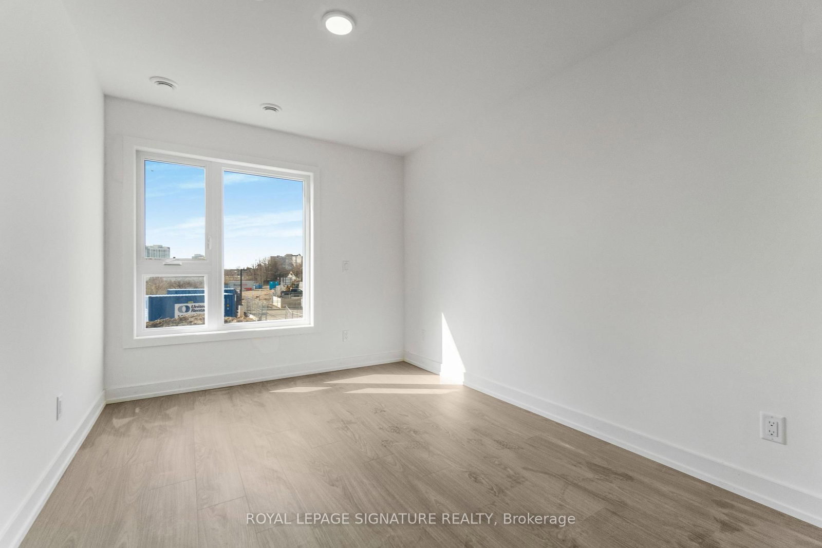 16 Melbourne Avenue, Unit 201D - Photo 12